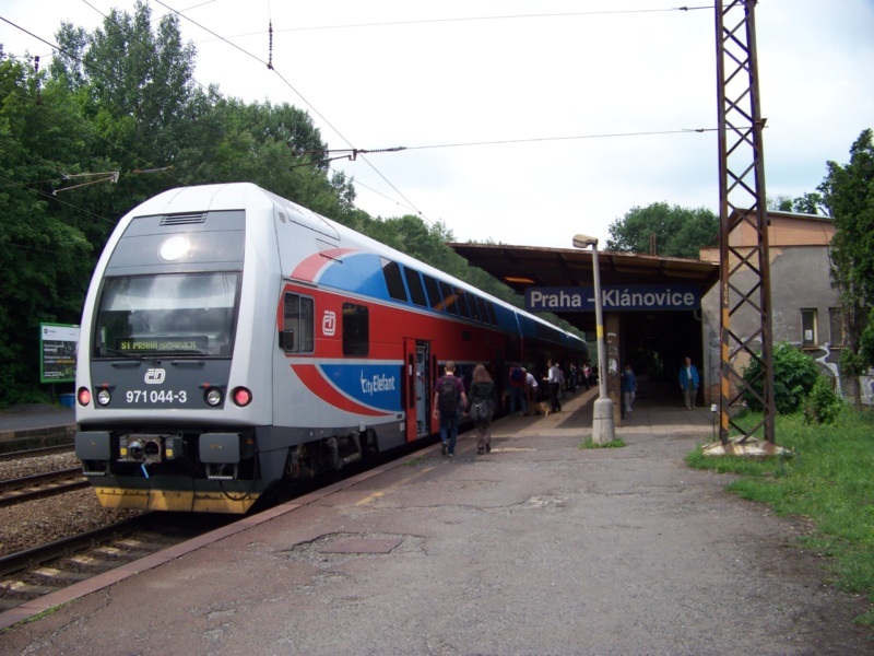 Train kills man on tracks in Klánovice - Czech Points