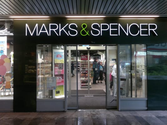Marks & Spencer to temporarily close Czech stores due to coronavirus restrictions - Czech Points